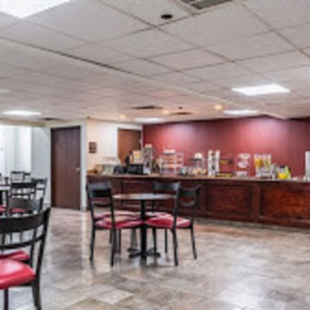 Red Roof Inn Plus & Suites Houston - Iah Airport Sw Kültér fotó