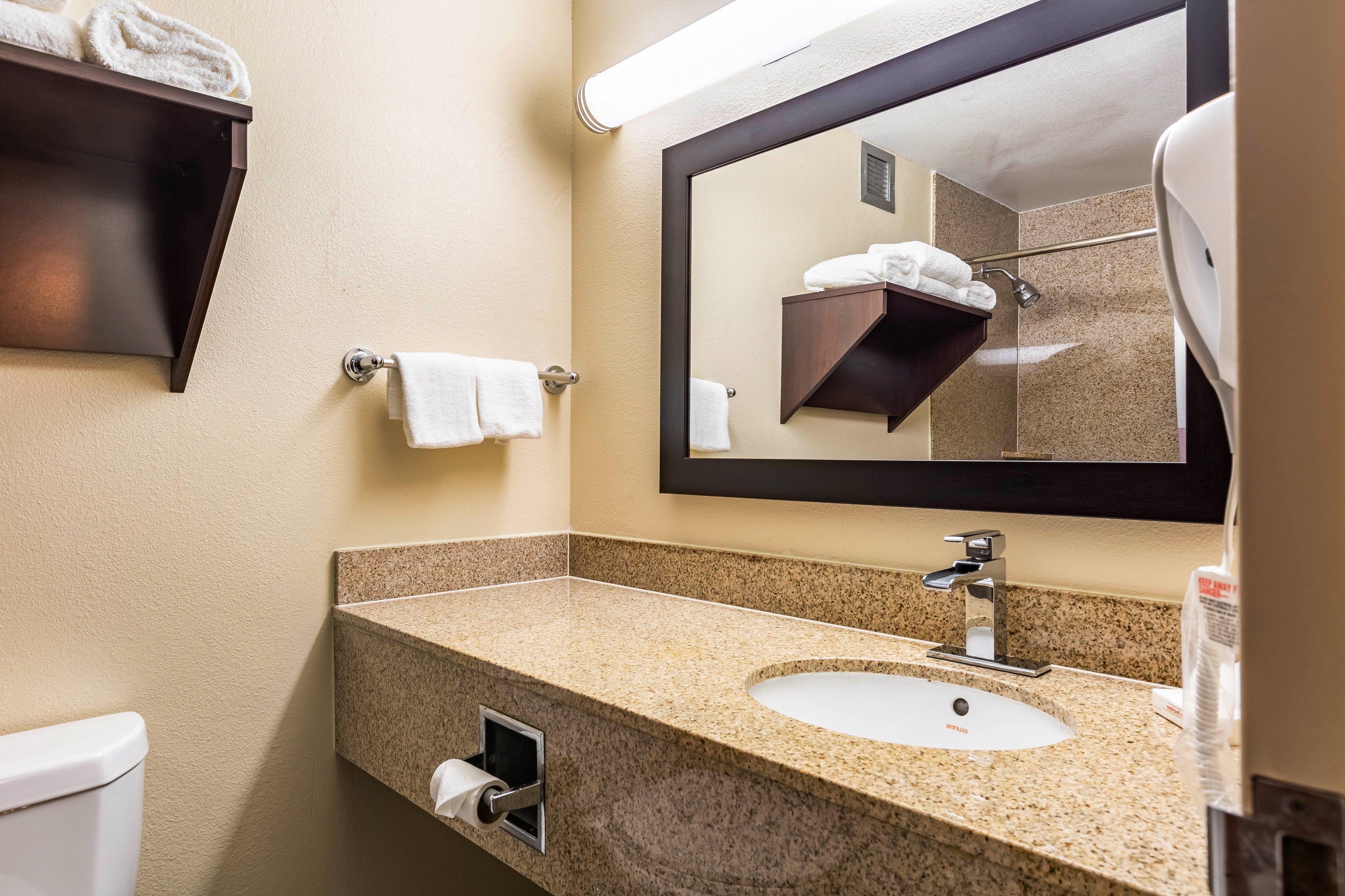 Red Roof Inn Plus & Suites Houston - Iah Airport Sw Kültér fotó